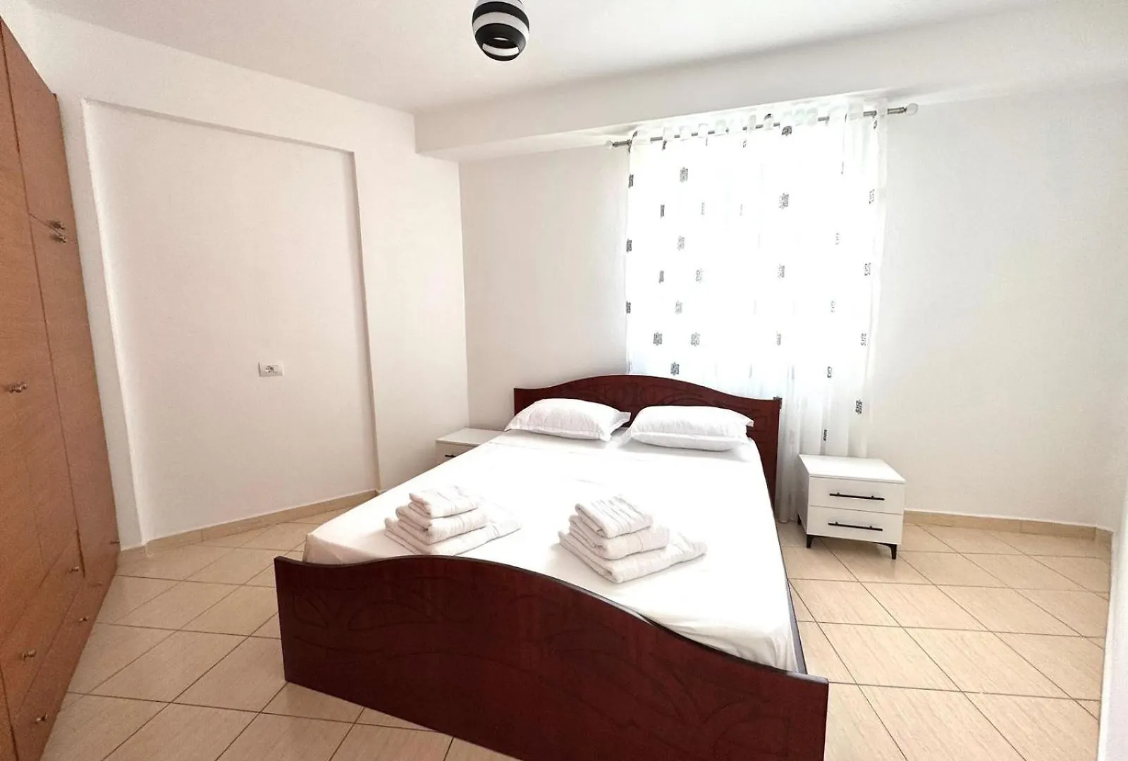 Amadeos Apartments Sarandë 0*,  Albania
