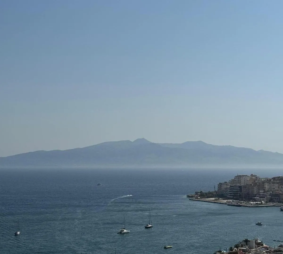 Amadeos Apartments Sarandë